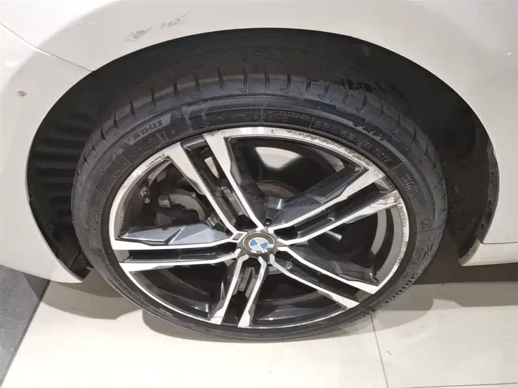 BMW 1 Series 2021 125i M Sport Black Night Edition фото 23