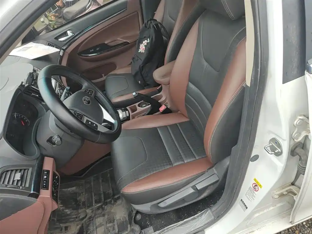 BYD Surui 2015 Facelift 1.5L Manual Luxury фото 15