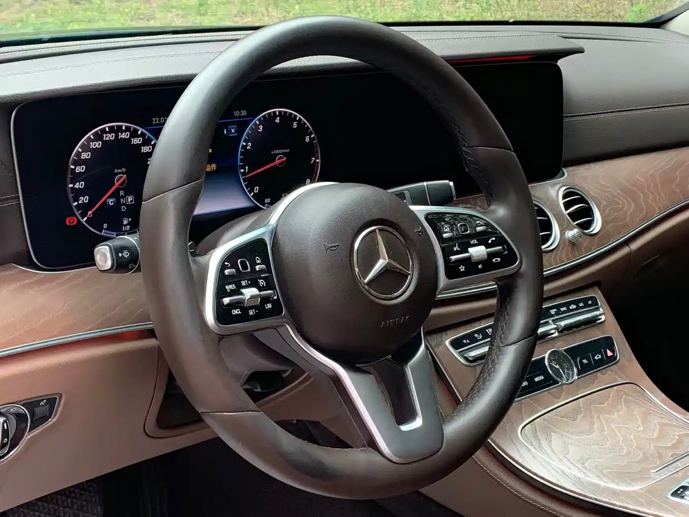 Mercedes-Benz E-Class 2019 E 200 L фото 7