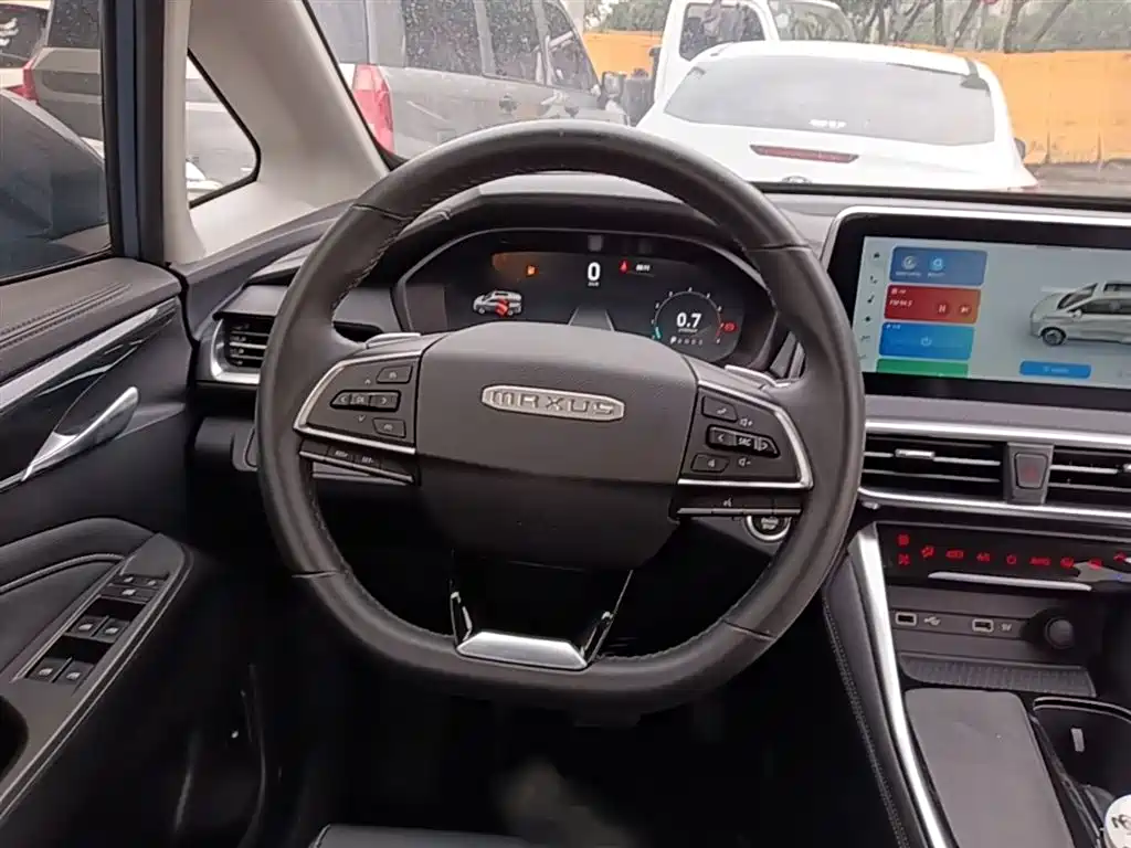 SAIC Maxus Maxus G50 2023 PLUS 1.5T Automatic Cruise Edition фото 11
