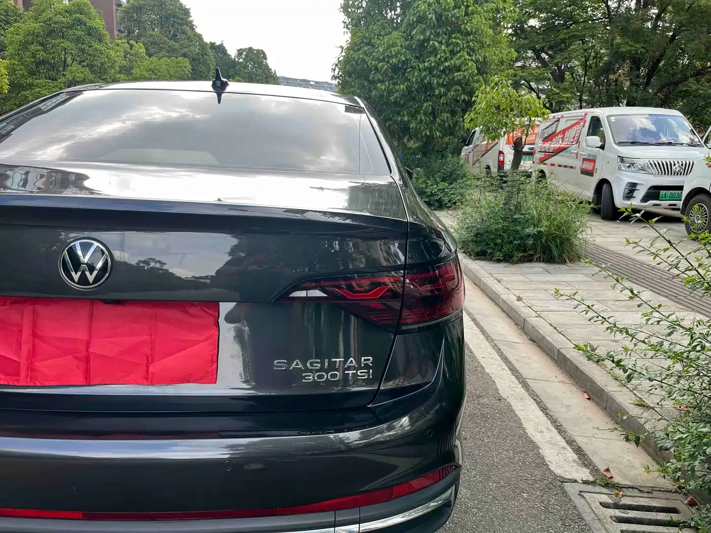 Volkswagen Sagitar 2025 300TSI DSG Surpass Edition фото 15
