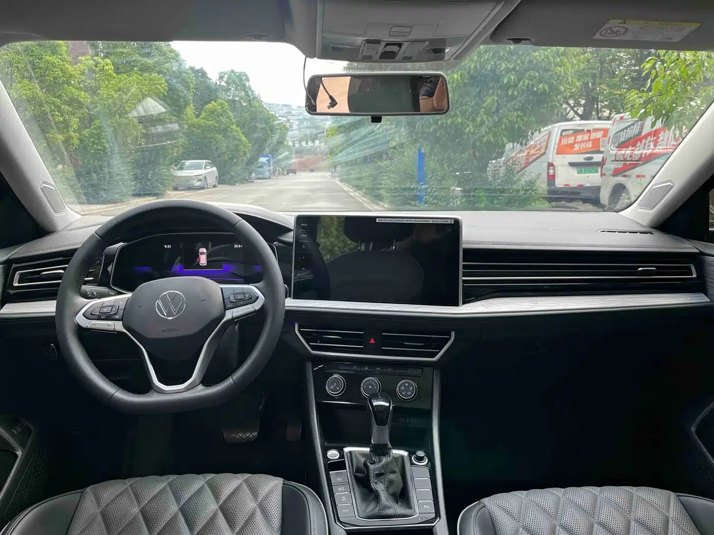 Volkswagen Sagitar 2025 300TSI DSG Surpass Edition фото 26