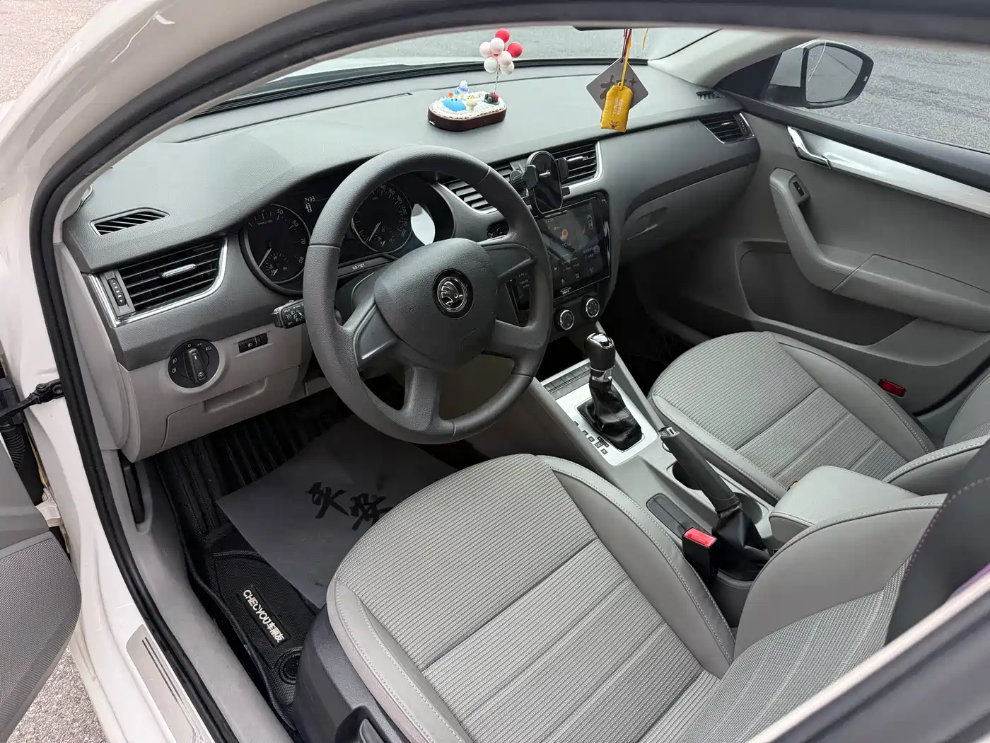 Škoda Octavia 2015 1.6L Automatic逸杰版 фото 4