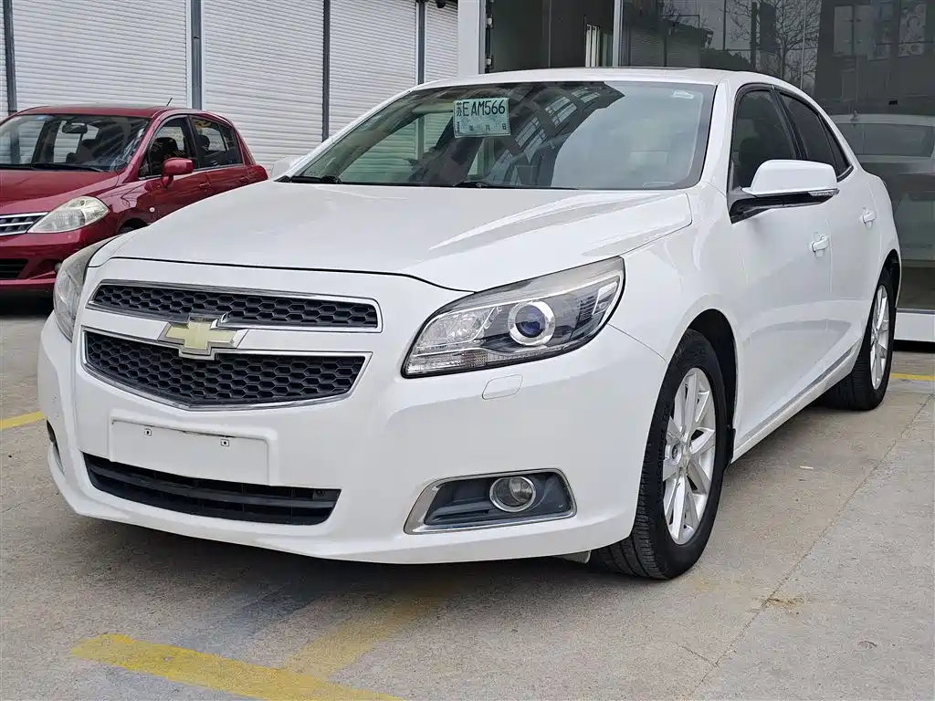 Chevrolet Malibu 2014 2.0L Automatic Luxury фото 2