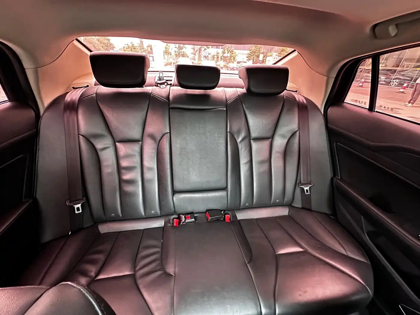 Hongqi H5 2020 1.5T DCT Qi Rhythm Edition фото 12