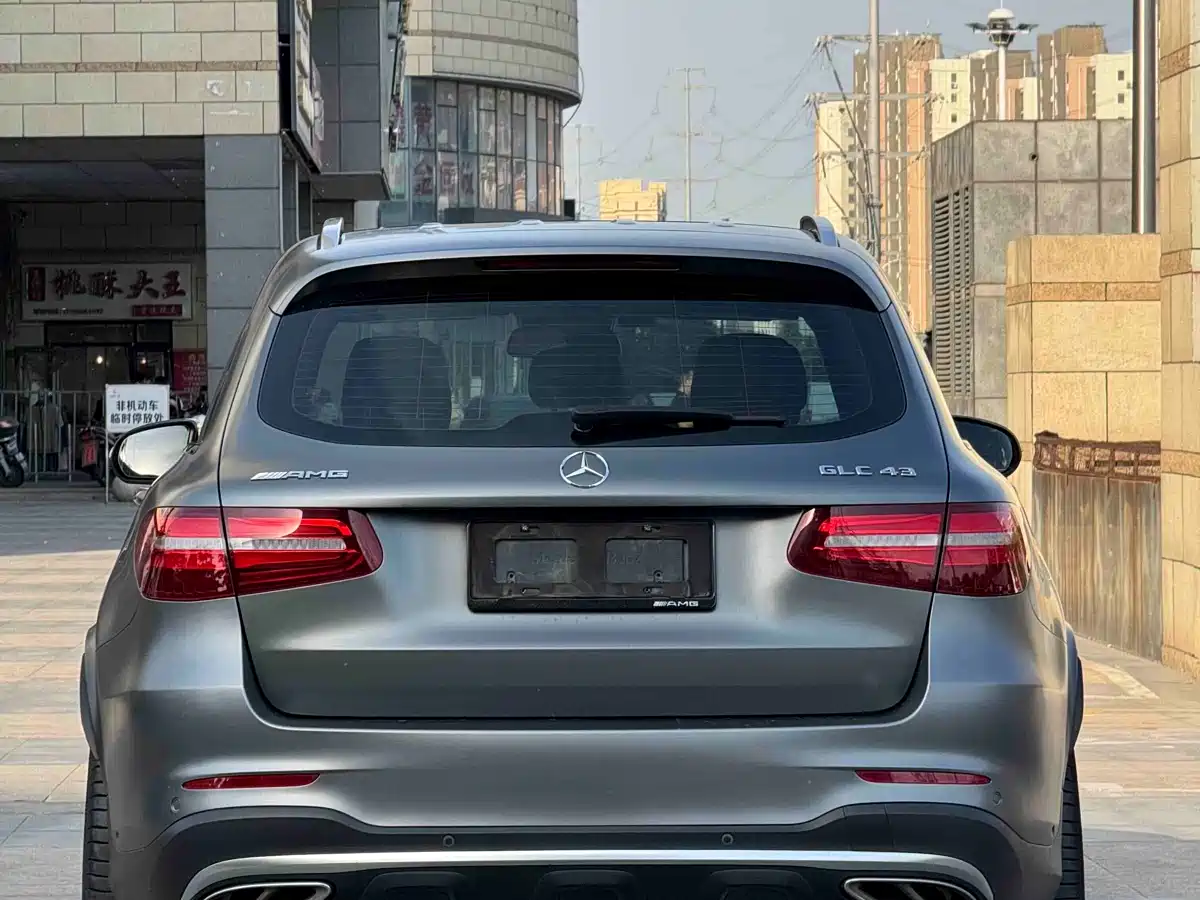Mercedes-Benz GLC AMG 2017 AMG GLC 43 4MATIC фото 13