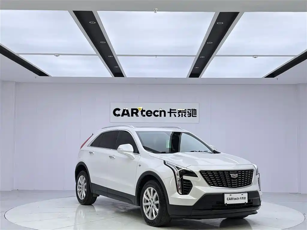 Cadillac XT4 2018 Model 28T 2WD Technology фото 2