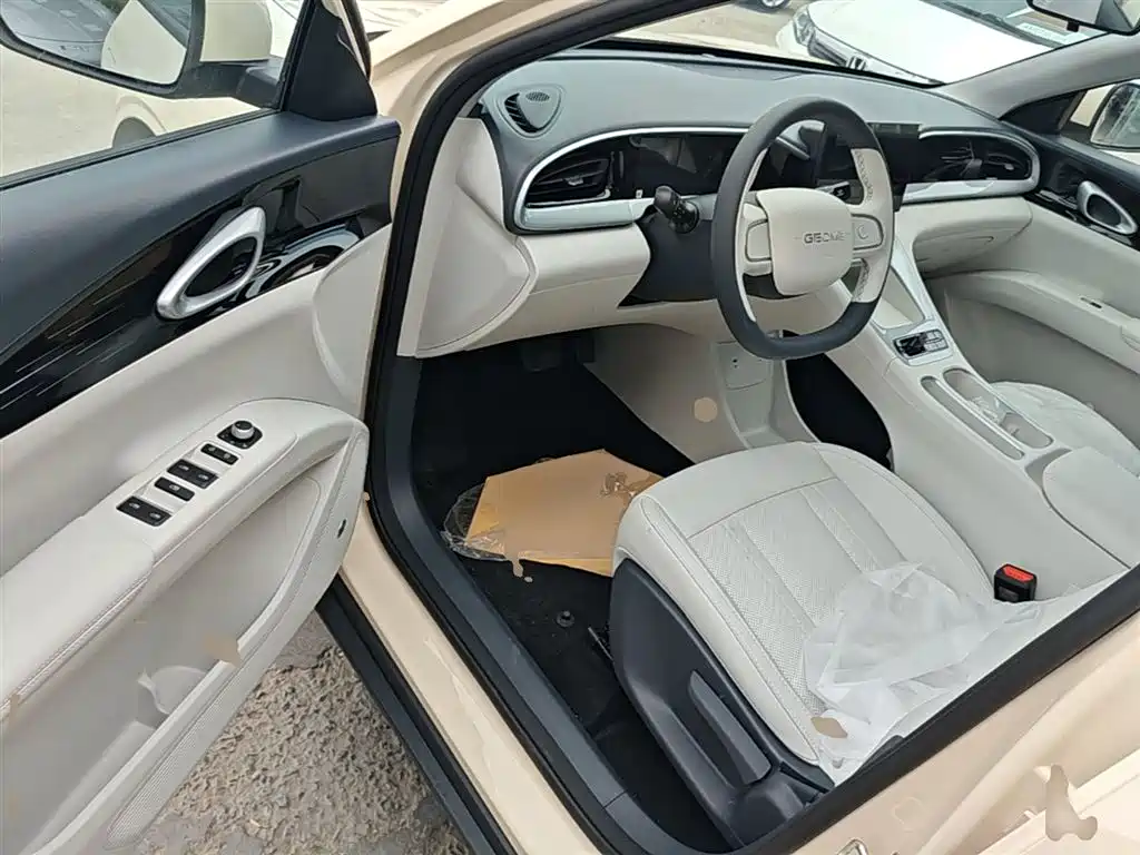 Geely Galaxy Starry Wish 2026 Edition 310km Youth Version фото 16