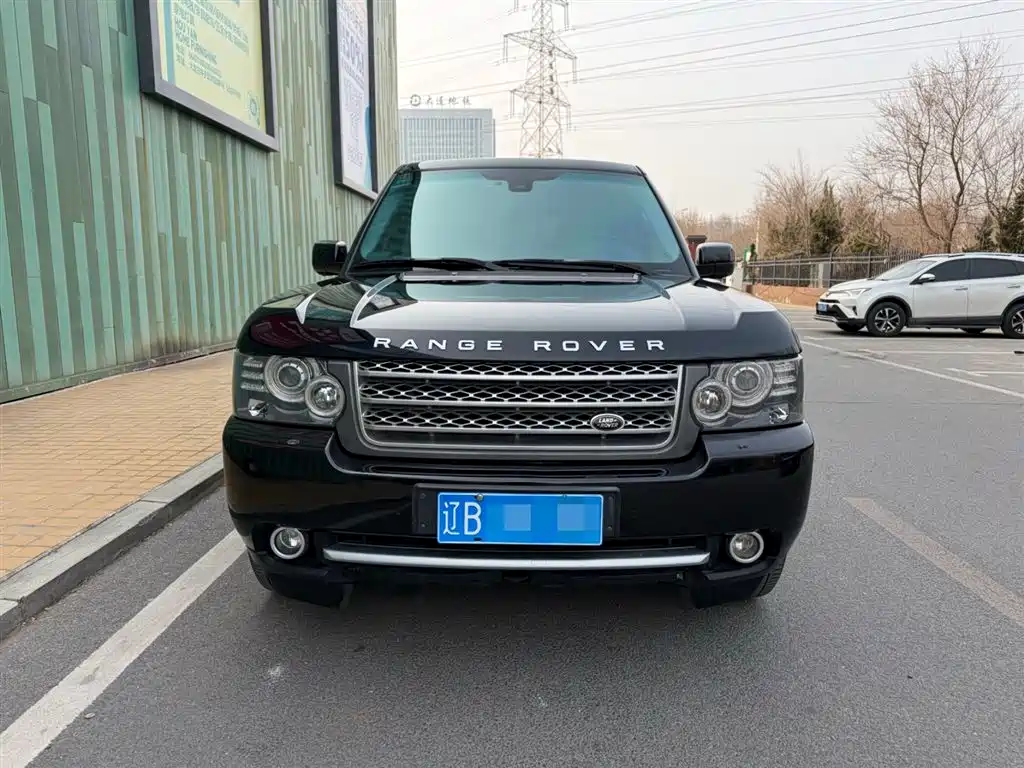 Land Rover Range Rover 2011 5.0 SC V8 фото 2