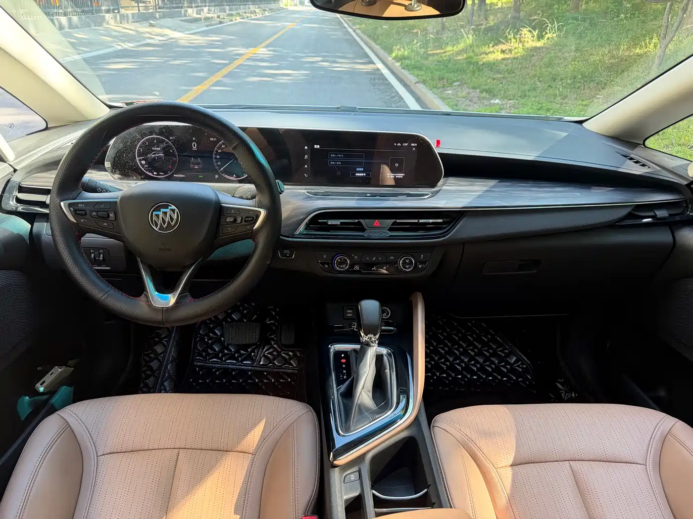 Buick GL6 2021 323T Mild Hybrid Connected Luxury фото 8