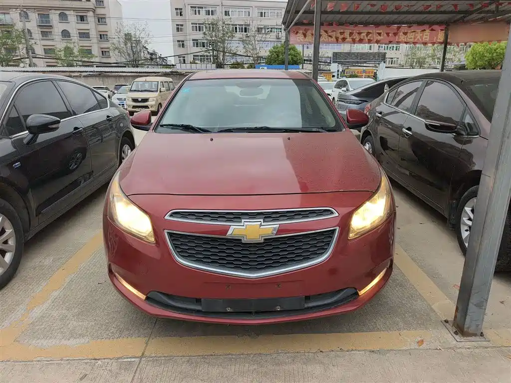 Chevrolet Cruze 2015 1.5L Classic SE AT фото 3
