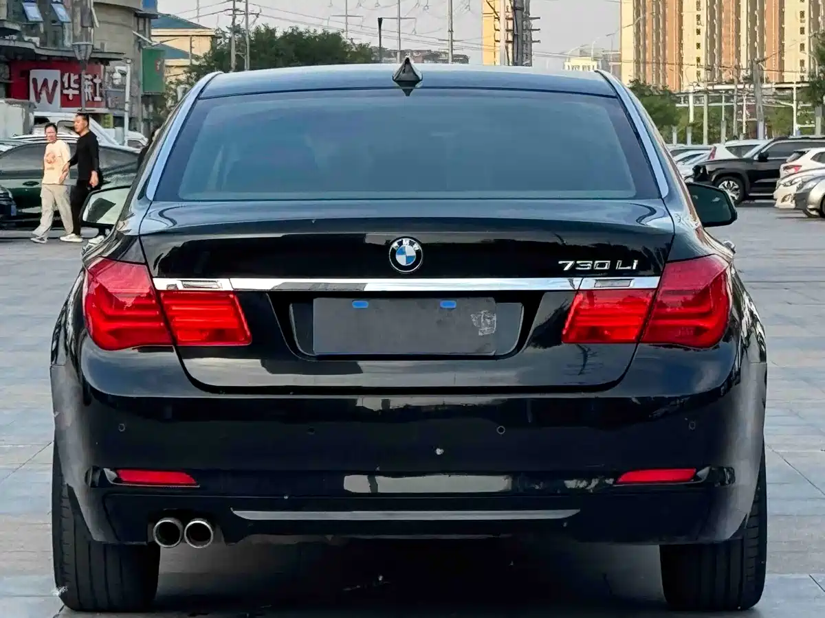 BMW 7 Series 2011 730Li Elegance фото 20