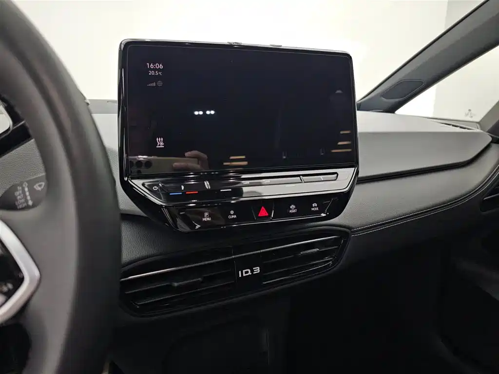 Volkswagen ID.3 2024 Outstanding Edition фото 9