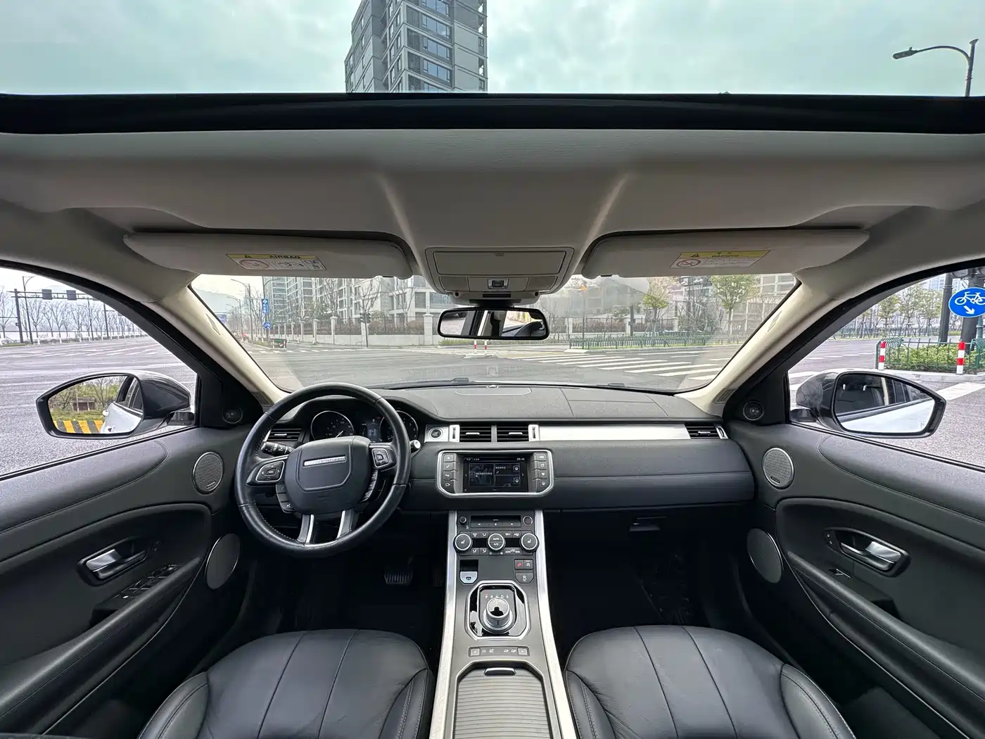 Land Rover Range Rover Evoque 2016 2.0T SE ZhiYao фото 9