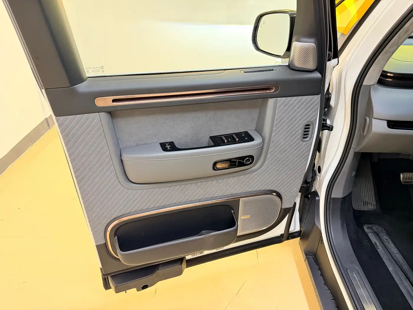 Zeekr MIX 2025 Smart Driving Edition фото 7