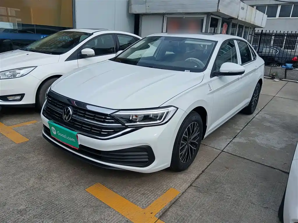 Volkswagen Sagitar 2025 Model Year Facelift 200TSI DSG Soaring Edition фото 2