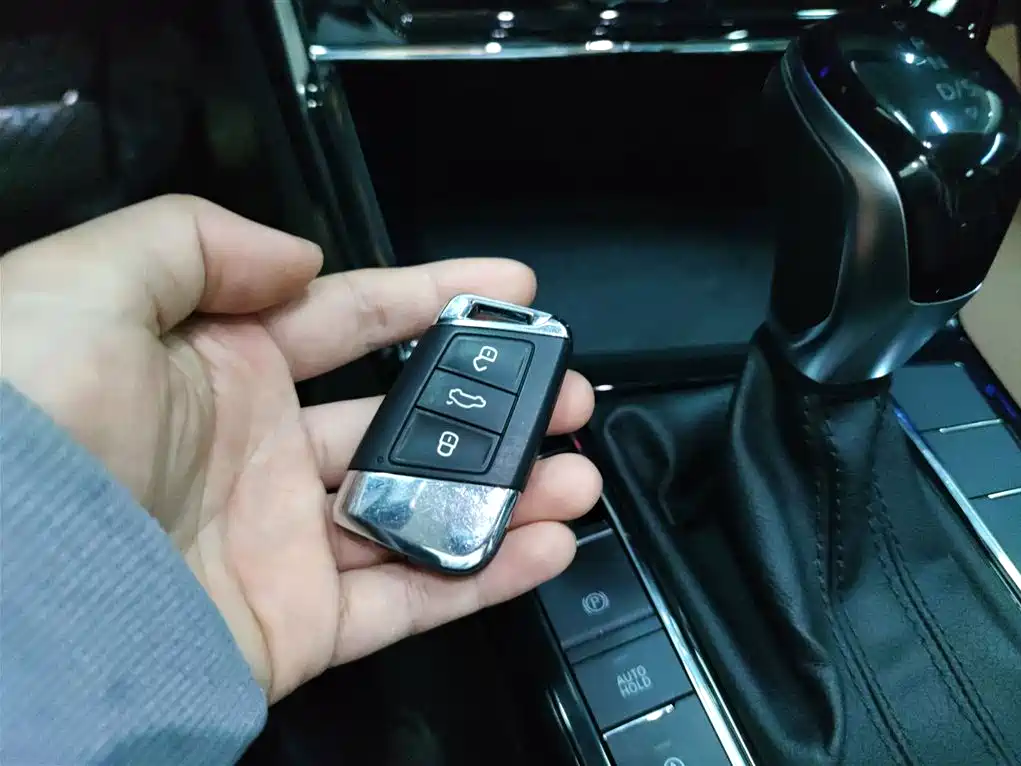 Volkswagen Passat 2022 330TSI Luxury Edition фото 9