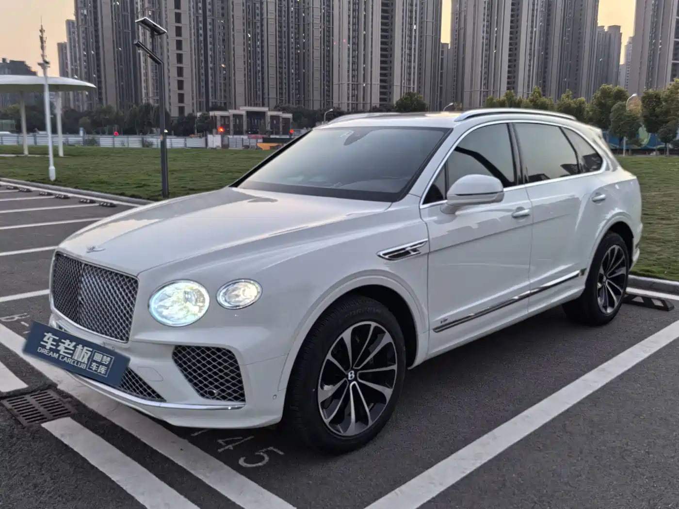 BENTLEY TIM YUE