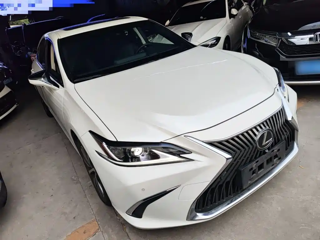 Lexus ES 2018 200 Excellence Edition China V фото 22