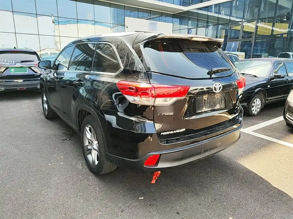 Toyota Highlander 2018 2.0T 4WD Ultimate 7-seater (China V) фото 5