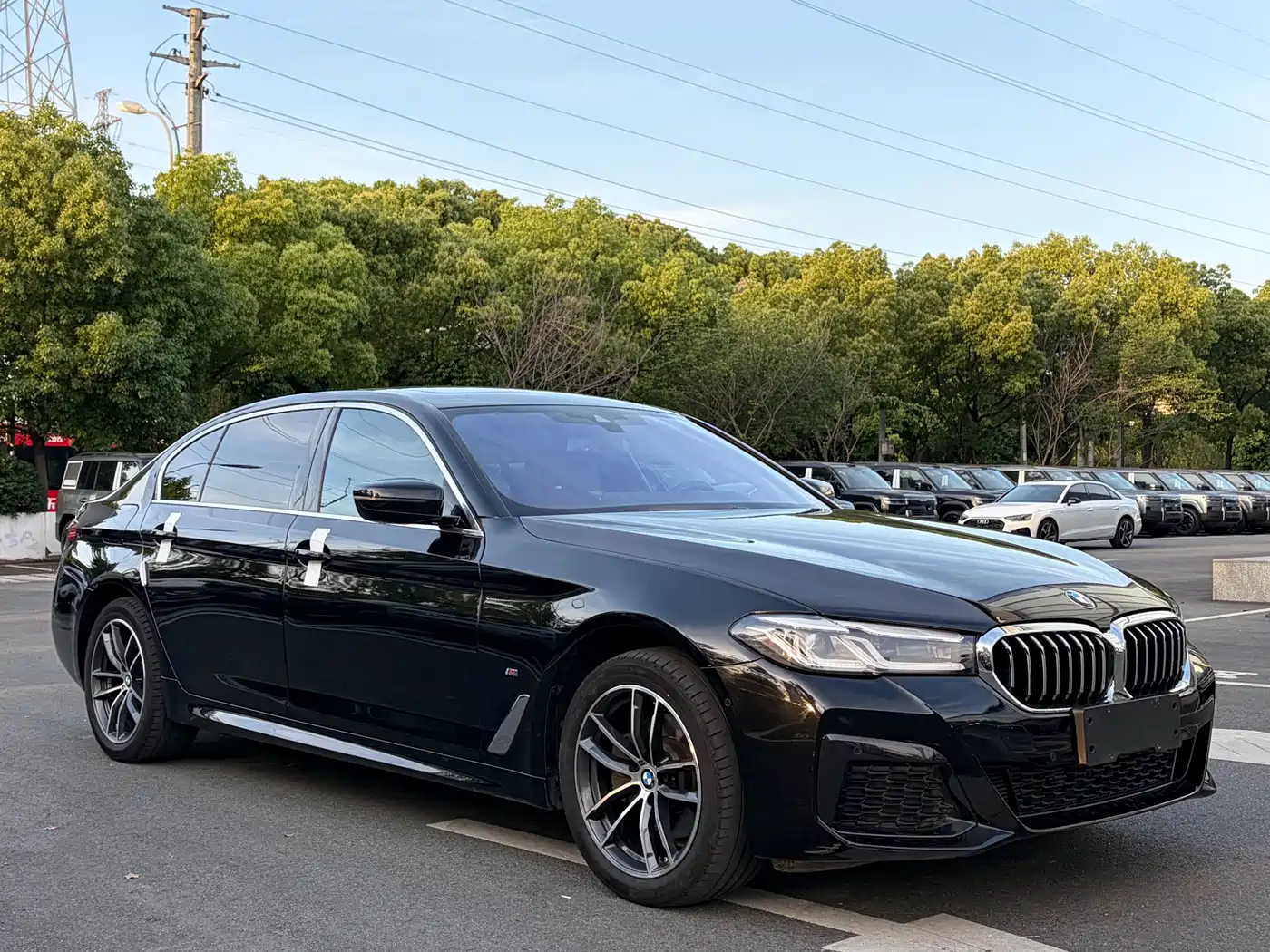 BMW 5 Series 2022 Model Second Facelift 525Li M Sport Package фото 3