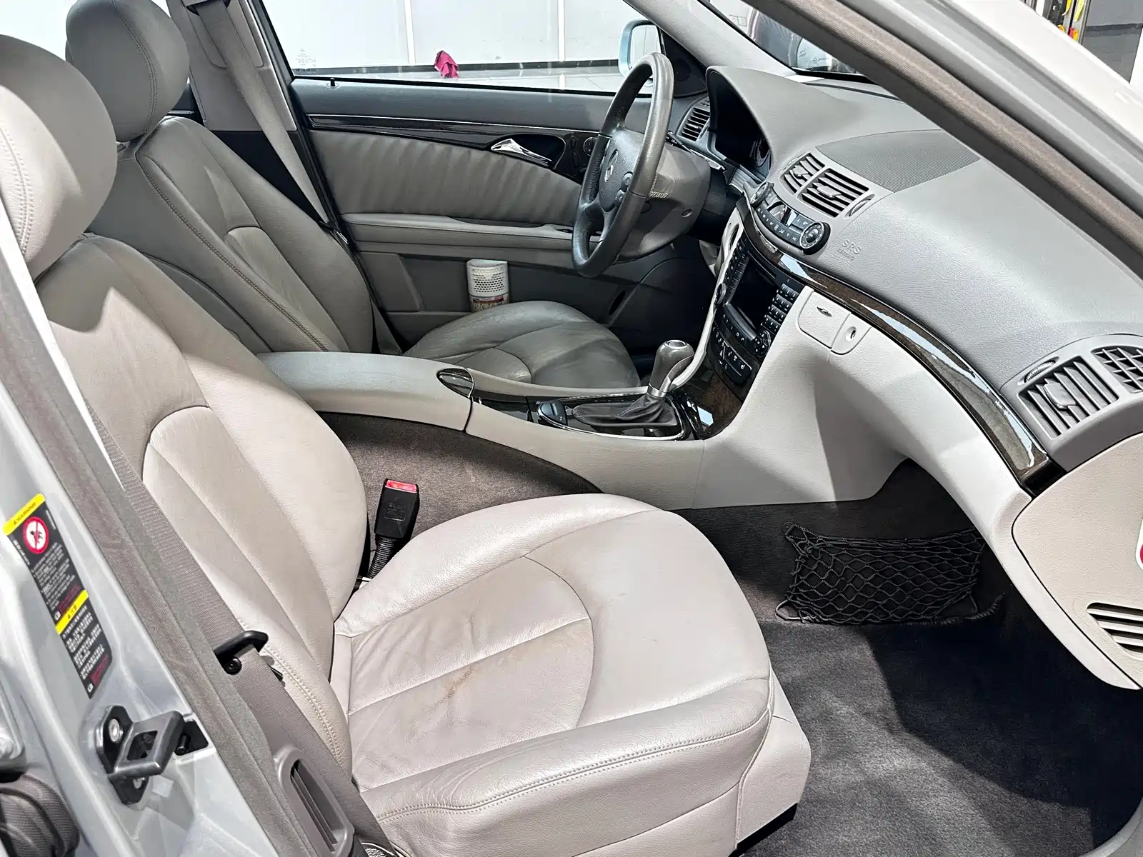 Photo 12 - Mercedes-Benz E-Class
