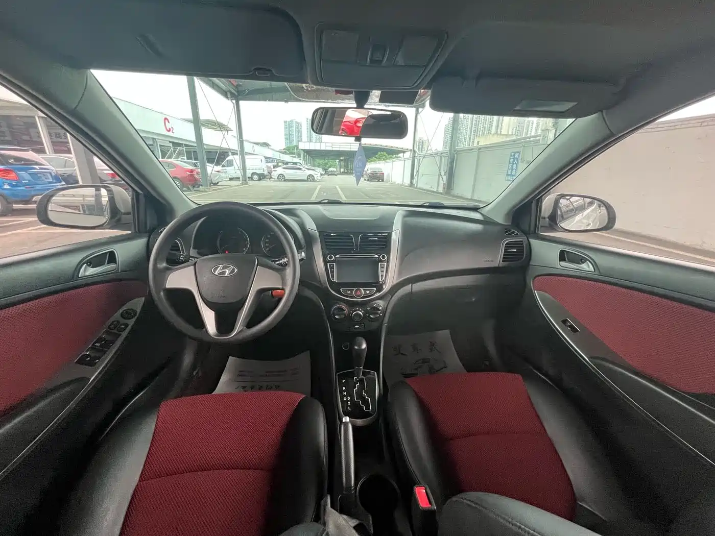 Hyundai Reina 2014 2014 Model 1.4L Automatic GLX