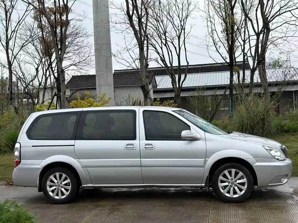 Buick GL8 2013 2.4L Comfort Edition фото 13