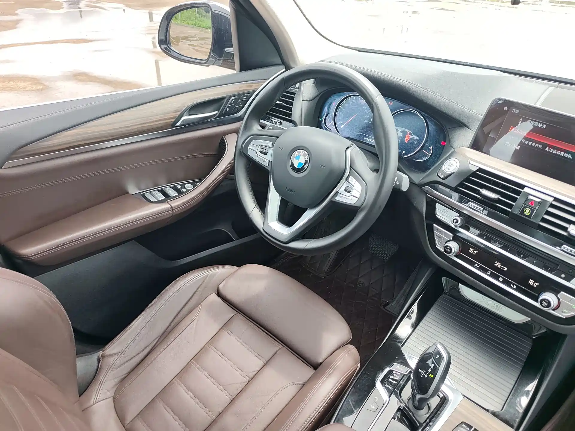 Фото 18 - BMW X3