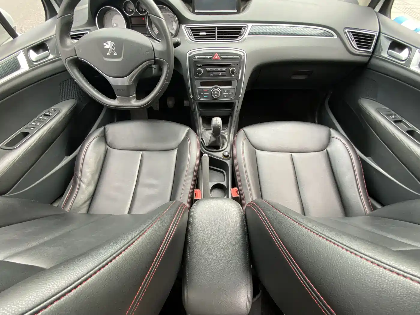 Peugeot 308 2014 Model Joy Edition Classic 1.6L Manual Trend Style фото 18