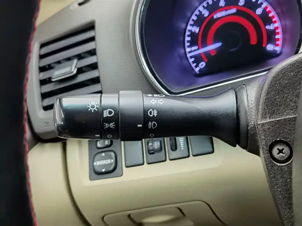 Toyota Highlander 2012 2.7L 2WD 5-seater Elite Edition фото 21