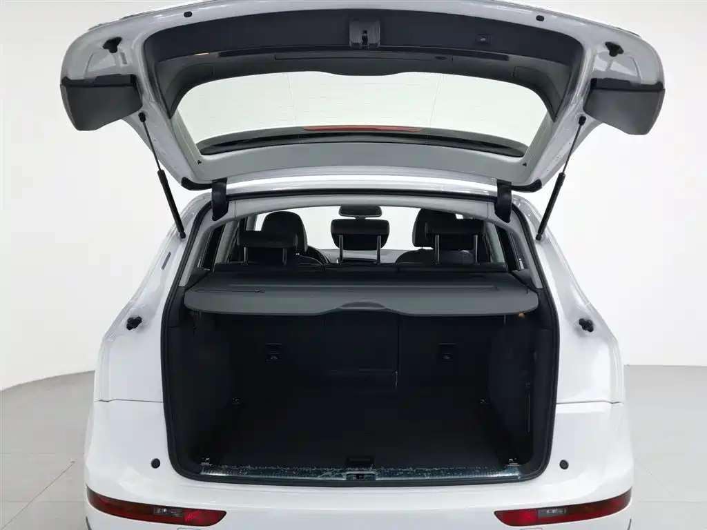 Audi Q5 2017 40 TFSI Technology фото 16