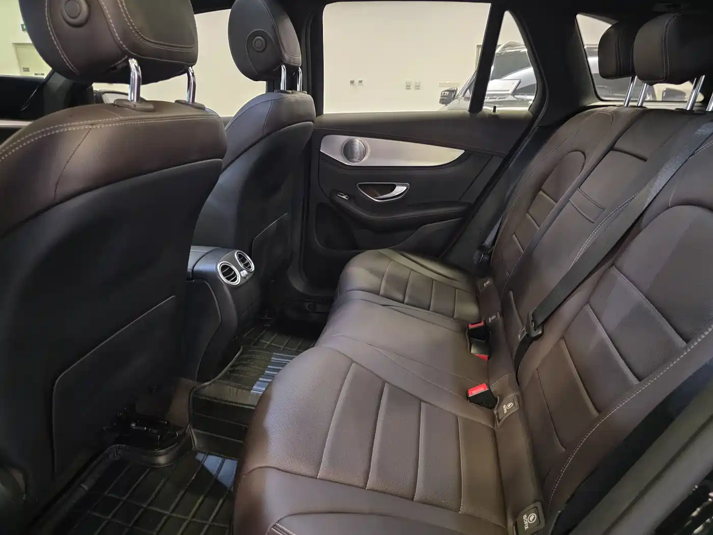 Mercedes-Benz GLC 2019 GLC 200 4MATIC фото 4