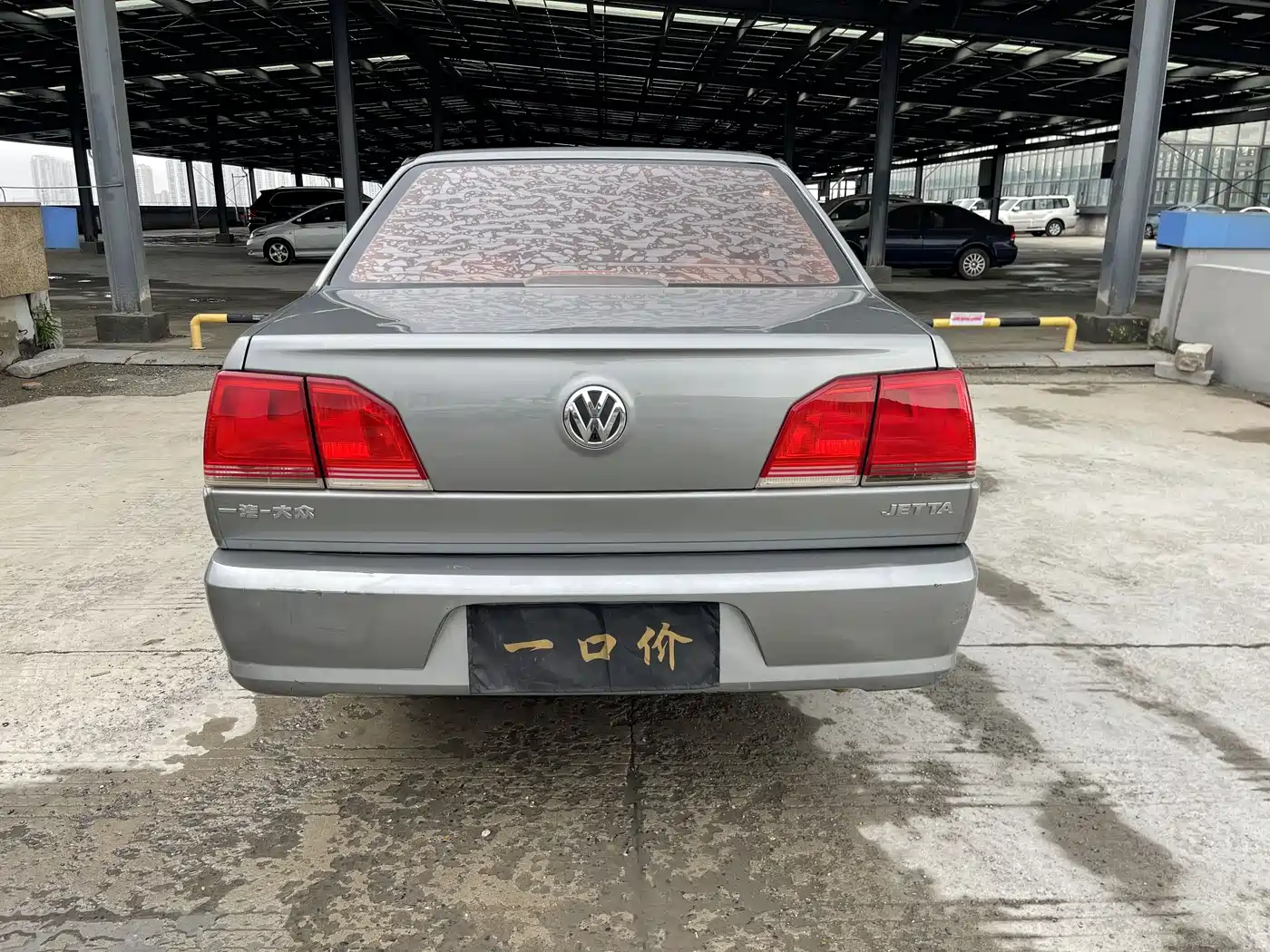 Volkswagen Jetta 2010 1.6L Partner фото 8
