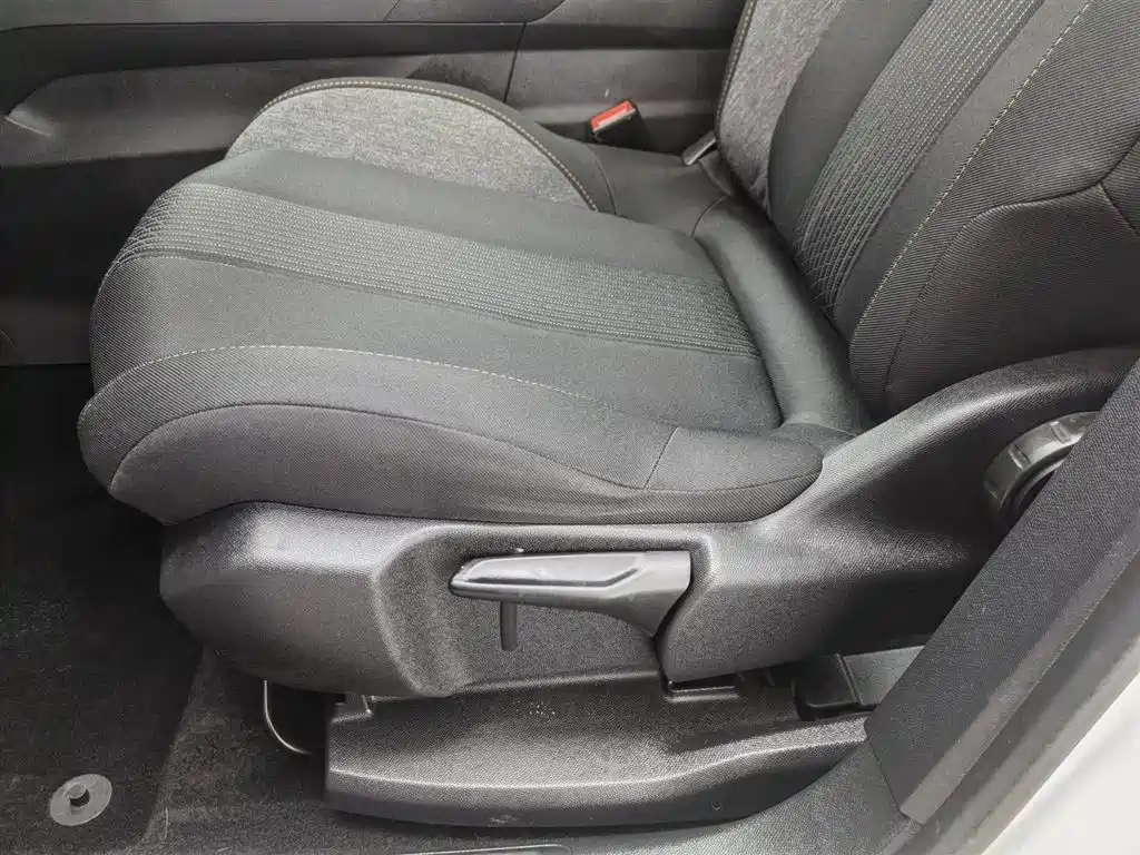 Peugeot 4008 2018 350THP Comfort Edition фото 20