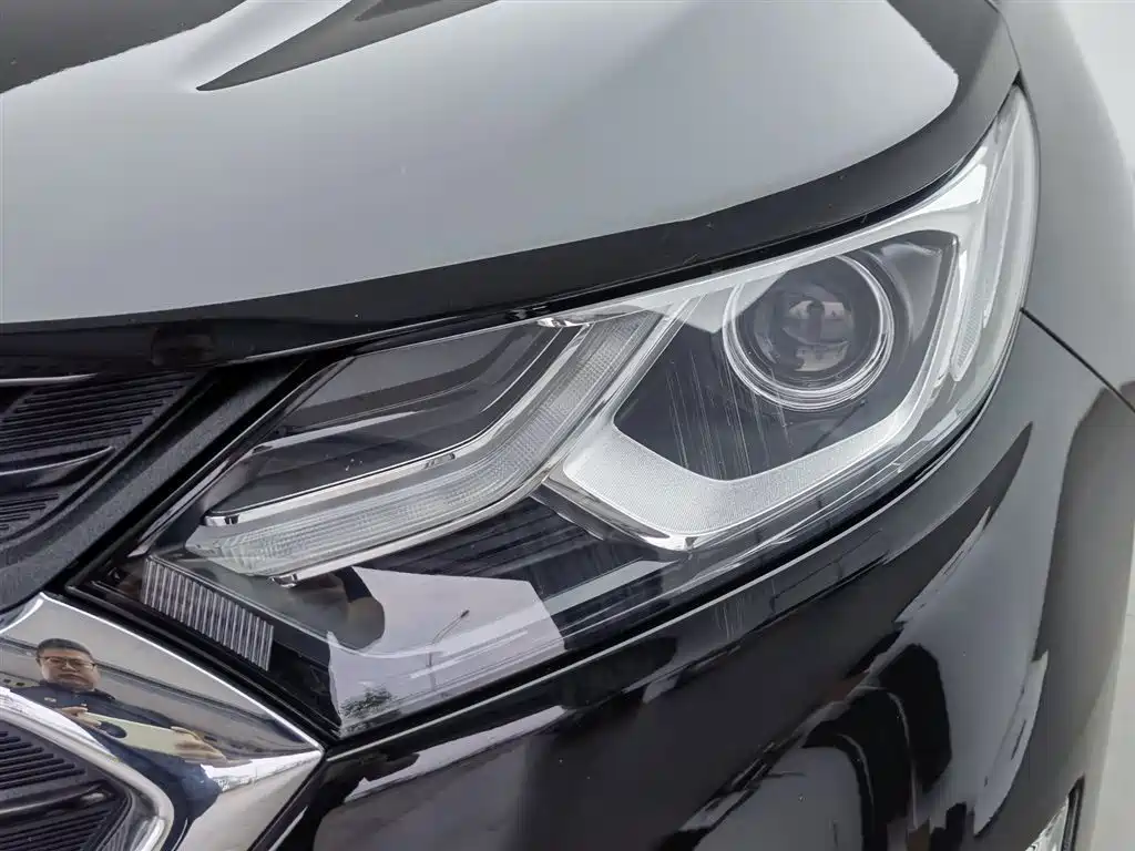 Chevrolet Equinox 2018 550T Automatic 4WD Pioneer Edition фото 7