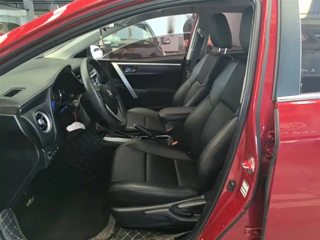Toyota Levin 2017 Facelift 185T CVT Elite (China V) фото 15