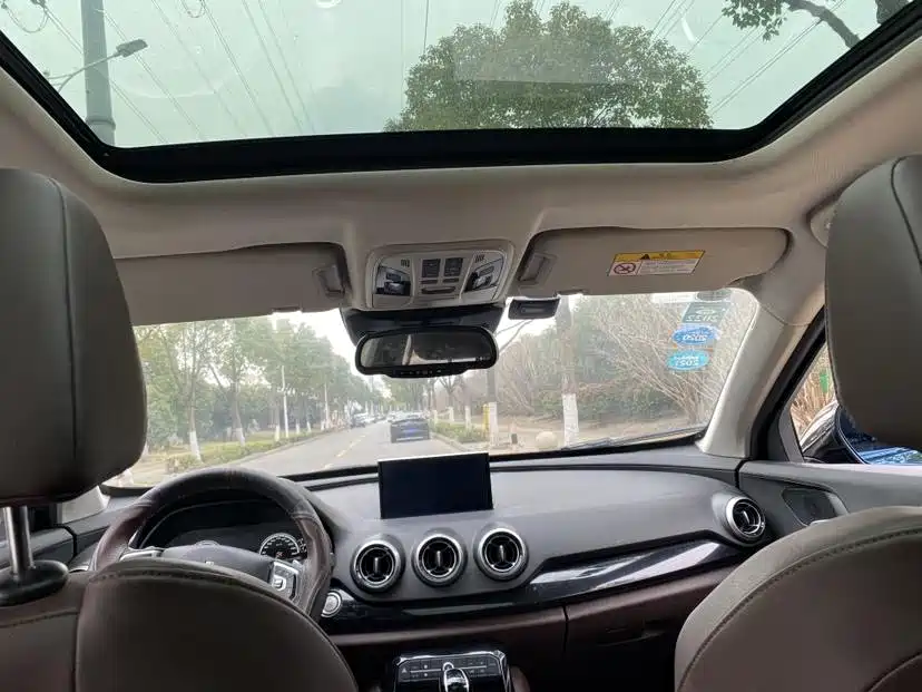 WEI PAI WEI BRAND VV7