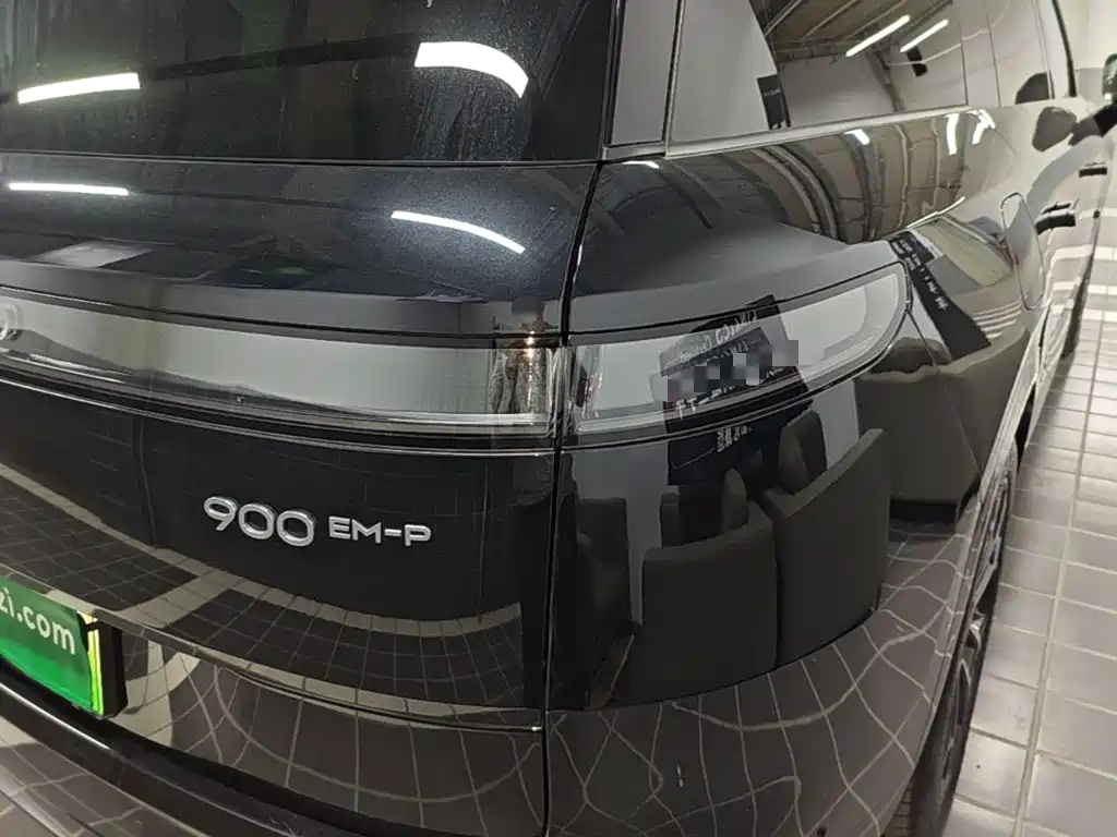 Lynk & Co 900 2025 2025 2.0T Ultra