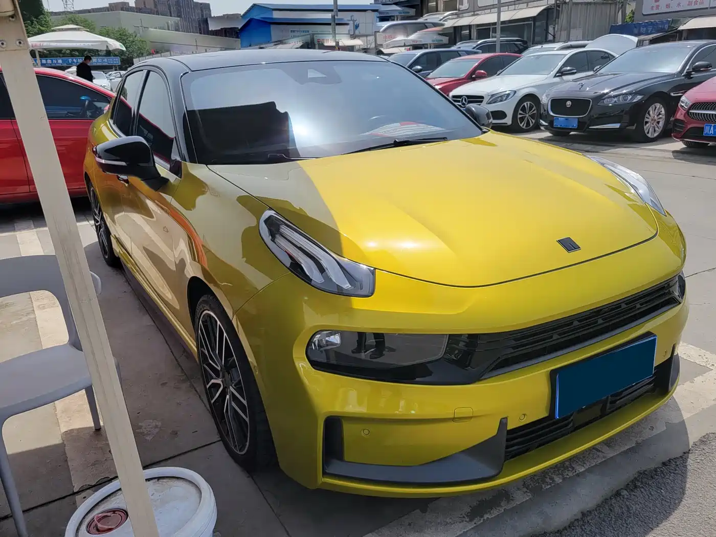 Lynk & Co 03 2020 03+ 2.0TD Auto Wind Hunter Edition фото 3