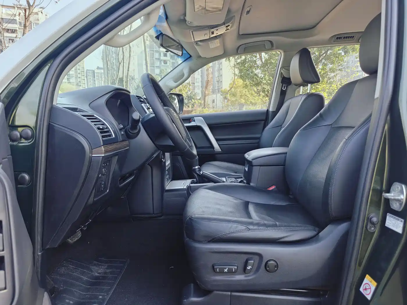 Toyota Prado 2018 3.5L Auto TX-L фото 17