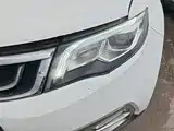Фото 24 - Geely Atlas