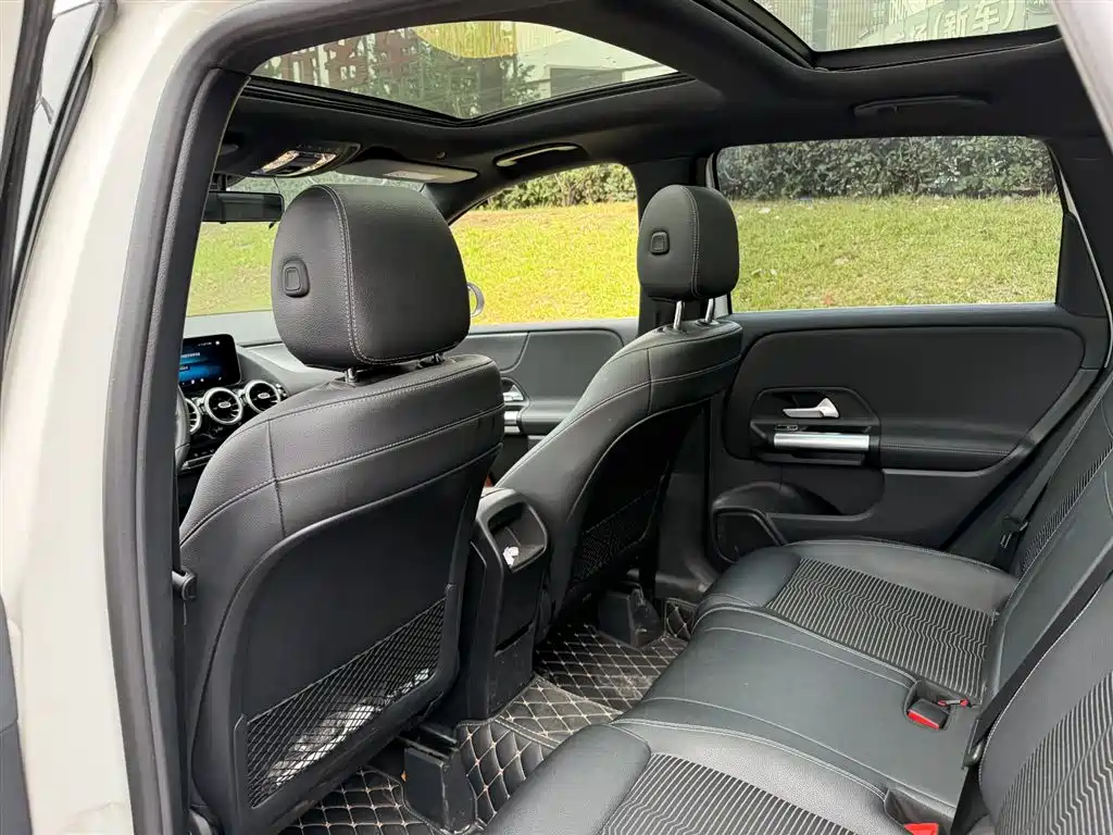 Mercedes-Benz B-Class 2020 B 200 Sport Edition фото 9