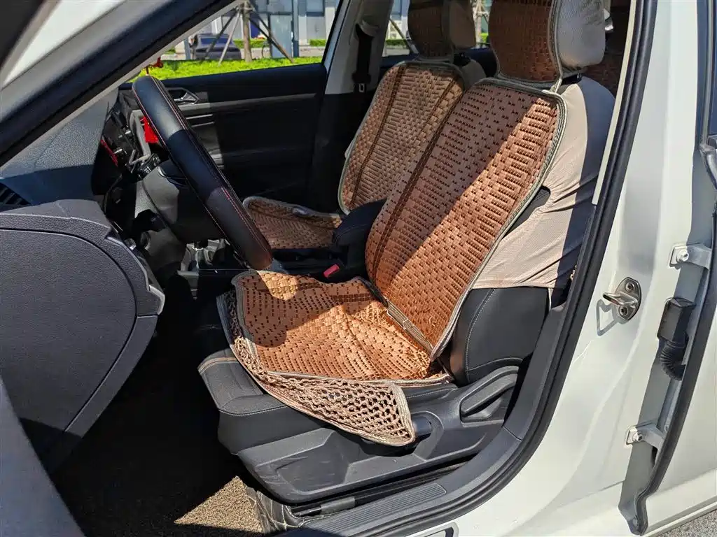 Volkswagen Lavida 2018 1.5L Manual Comfort Edition China V фото 8