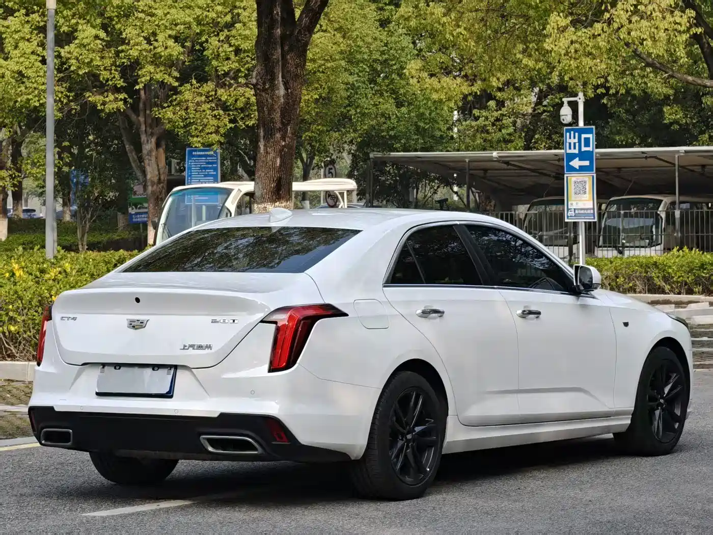 CADILLAC CT4