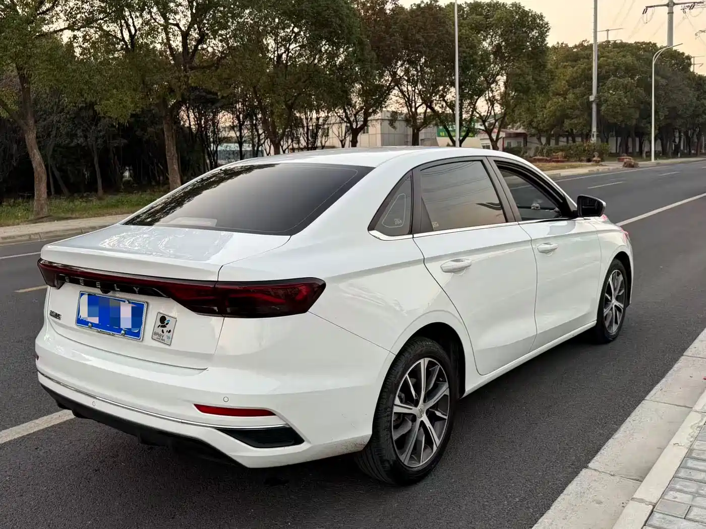 GEELY AUTOMOBILE EMGRAND