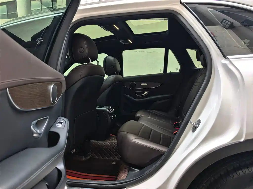 Mercedes-Benz GLC 2022 Facelift II GLC 260 L 4MATIC Luxury фото 22