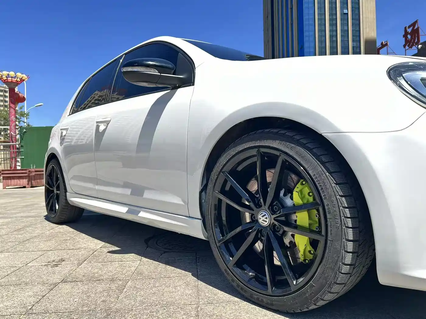 Volkswagen Golf (Import) 2011 2.0TSI R фото 15