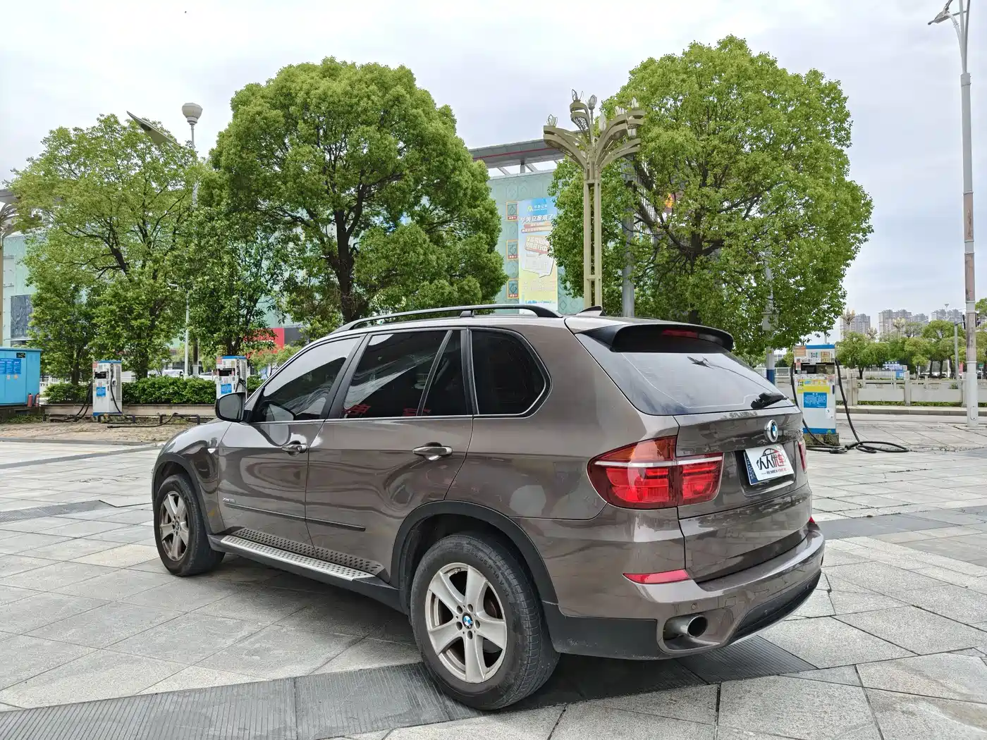 BMW X5 (Import) 2011 xDrive35i Leading Edition фото 7