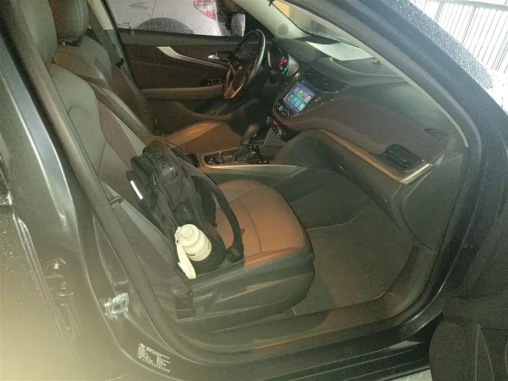 Chevrolet Malibu 2017 1.5T Automatic Luxury Edition фото 19